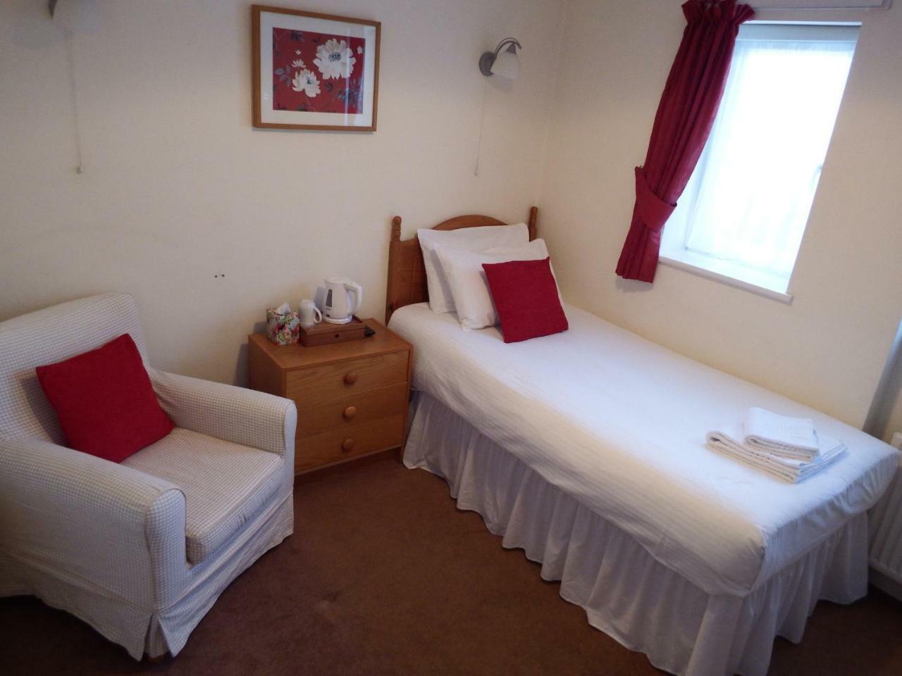 Green Haven Guest House 스트렛포드-어폰-에이본 외부 사진